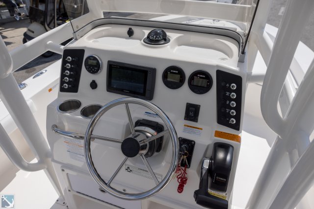 Used 2015  powered Power Boat for sale